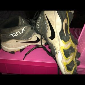 Boys Nike cleats
